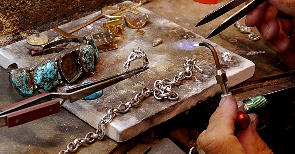 fb-ad-repairs-2-1024×536