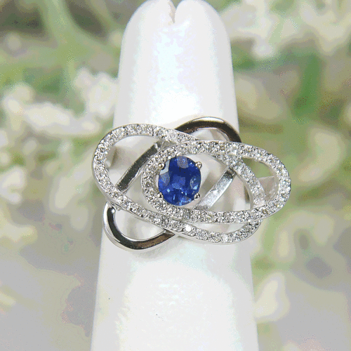 18k White Gold Oval Sapphire and Diamond Ring