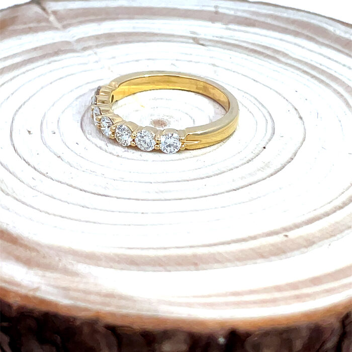 18k Yellow Gold Diamond Band - Image 2