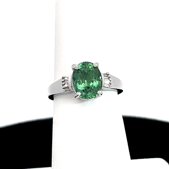 Green Tourmaline & Diamond Ring in Platinum - Image 2